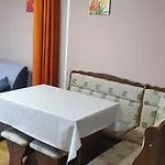Venusz *